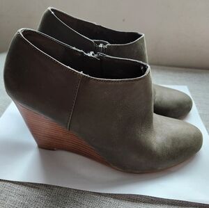 Nine West Olive Wedge Ankle Boots